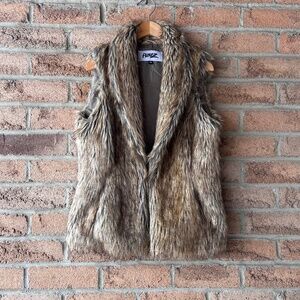 Pizazz faux fur vintage vest